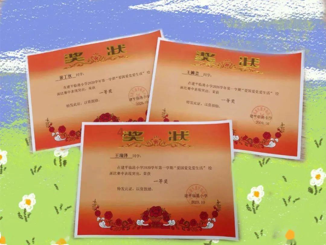 《欢乐颂》安迪忽然抱住老谭,老谭浑身僵硬,两人的关系总算明朗